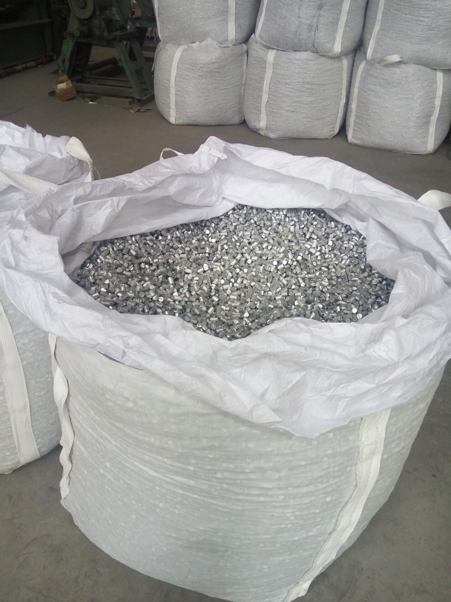 铝粒在炼钢中的作用 铝粒在炼钢中的作用